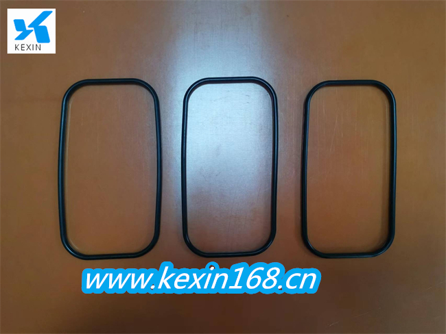 如何解決硅膠制品分模線(xiàn)的問(wèn)題？